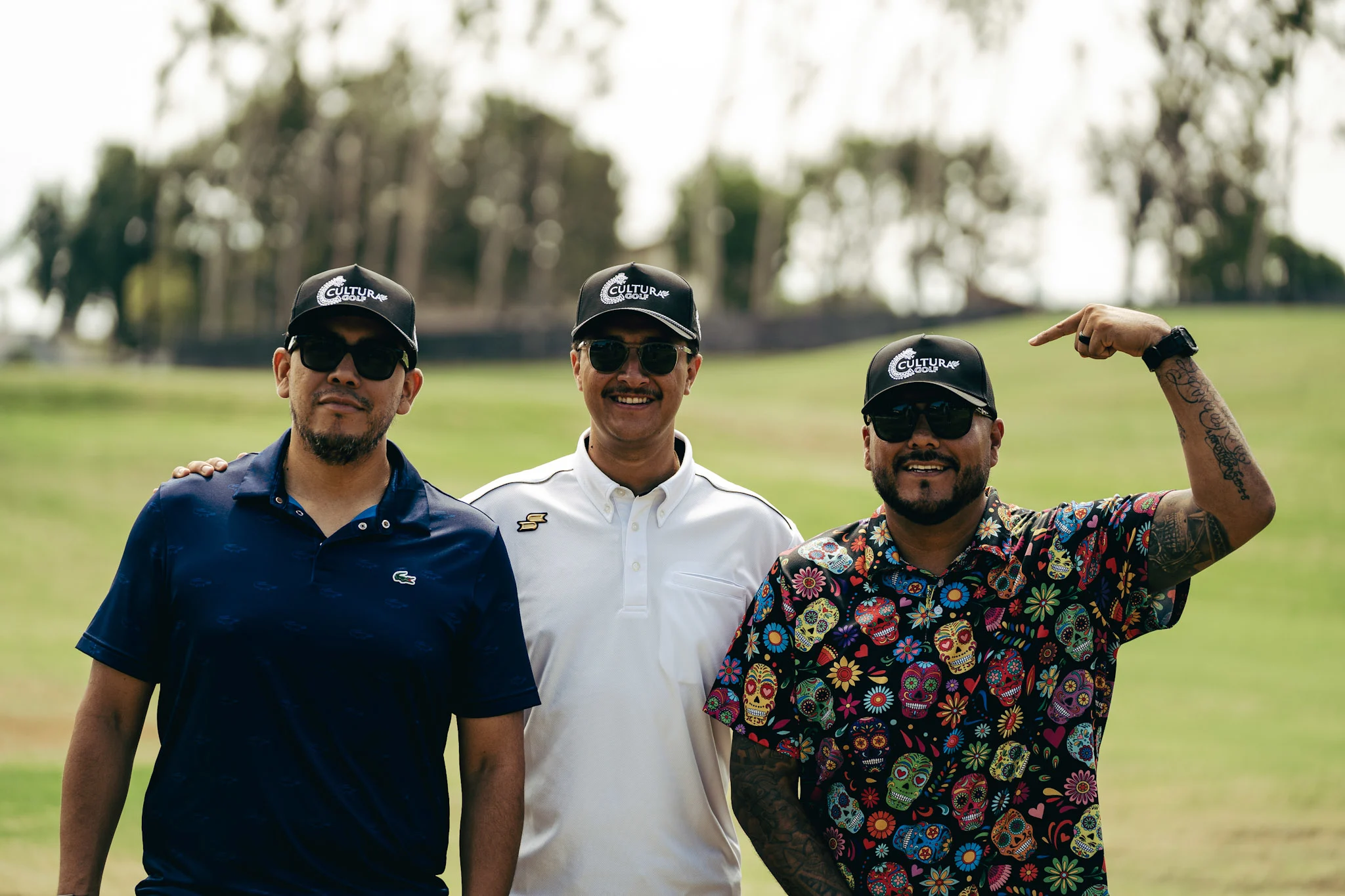 Cultura Golf members together on the course